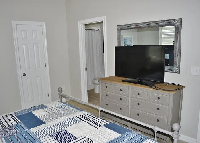 Miltys Martini By Gsvr - Luxurious Beachfront Retreat With New Porches & Pool - Free Activities And Golf * Gulf Shores