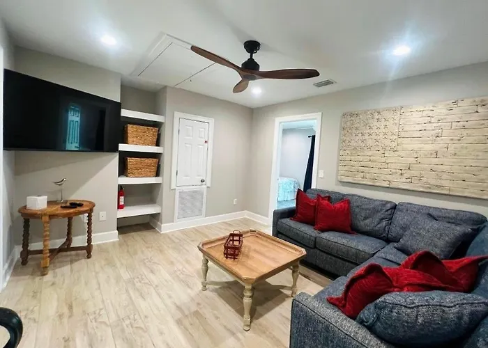 Holiday home Miltys Martini By Gsvr - Luxurious Beachfront Retreat With New Porches & Pool - Free Activities And Golf Gulf Shores